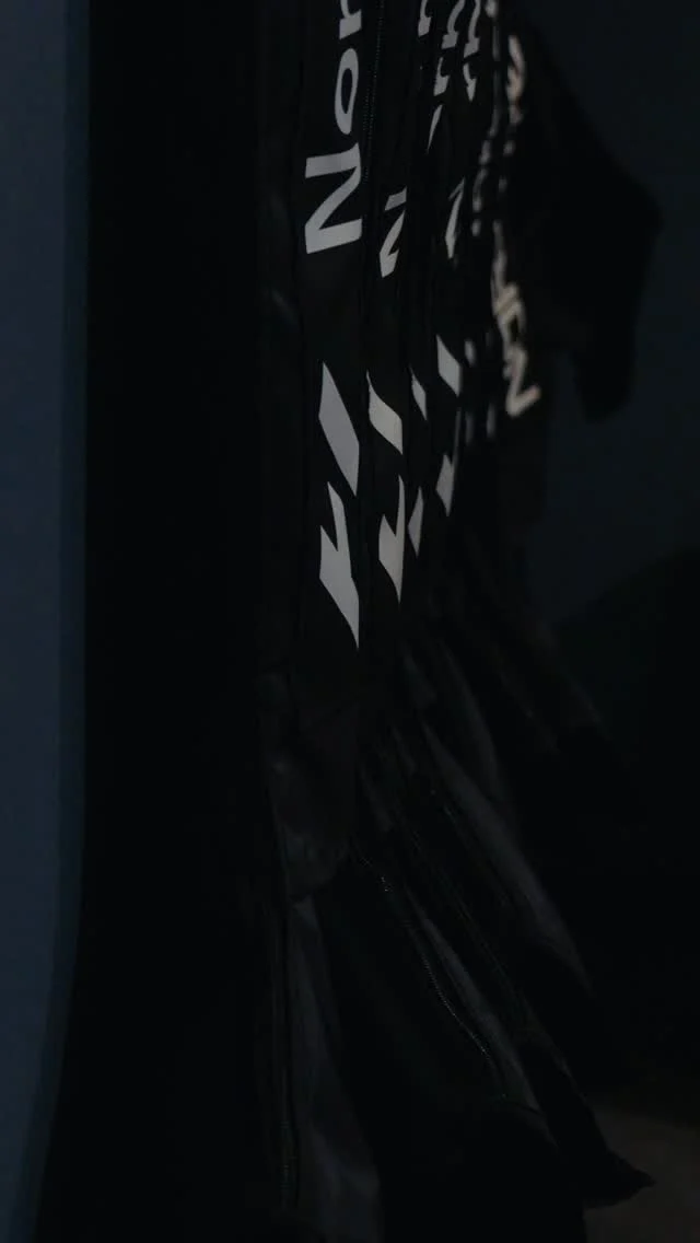 3 Reasons Compression Boots Are a Game Changer 🦵⚡️
1️⃣ Boost circulation for faster recovery
2️⃣ Reduce muscle soreness by flushing out built-up tension
3️⃣ Decrease inflammation so you feel lighter, looser, and ready for your next workout
Your legs will thank you later. 💙✨