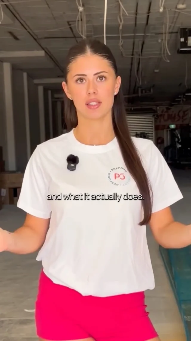 Red light isn't just a "nice feeling", it's a recovery upgrade.
Whether you're coming off a tough workout or just trying to feel your best, red light helps support:

🔥 Muscle soreness + athletic recovery
🦵 Joint pain + inflammation
👩‍🦰 Skin health + collagen stimulation
👨‍🦰 Aging support + overall wellness

And that's just the beginning.