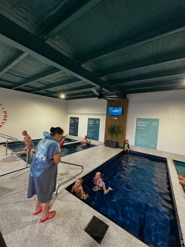 Community is built on real connections. 
You never know who you are going to meet. 😎