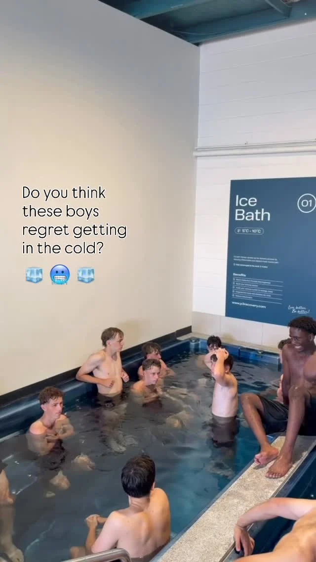 Share your tips below, so the boys can learn how to deal with the cold? 😎👇