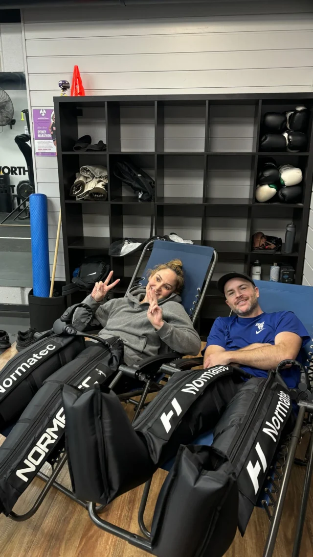 When you train hard shouldn't you recover just as hard? 

The compression boots took a trip to @ubxportmelbourne to show their members where it's at 🤝🏻 to say they were stoked is an understatement. 

Do you want to experience recovery the P3 way? Slide into our DM's to organise a pop up at your gym or sports club or swing by P3 Port Melbourne to find out more 📲

#p3recovery #p3portmelbourne