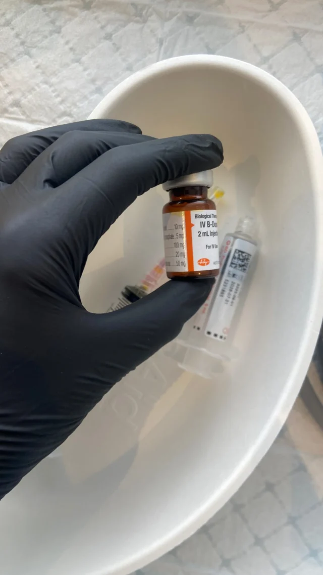 Weekend IV infusion at P3 ☑️ Book a consult via the App 📲 to find out if IV infusions fit your wellness journey at P3💧*Consultations are with our Registered Nurse and individualised to your personal health goals #recovery #wellness #ivvitamins #ivhydration #ivnurse